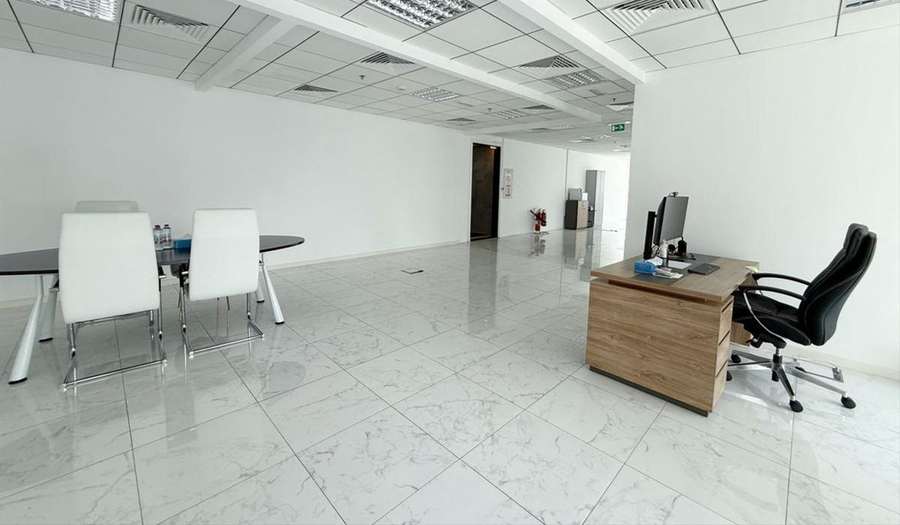 Office for rent in Swiss Tower, Jumeirah Lake Towers, photo 2