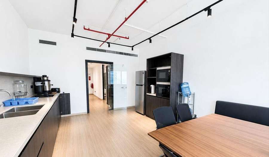 Office for rent in One Lake Plaza, Jumeirah Lake Towers, photo 3